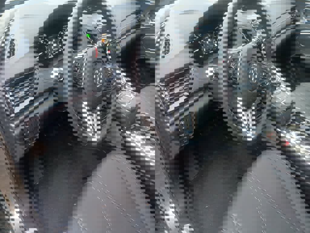 Used 2025 Acura RDX SH-AWD image 17