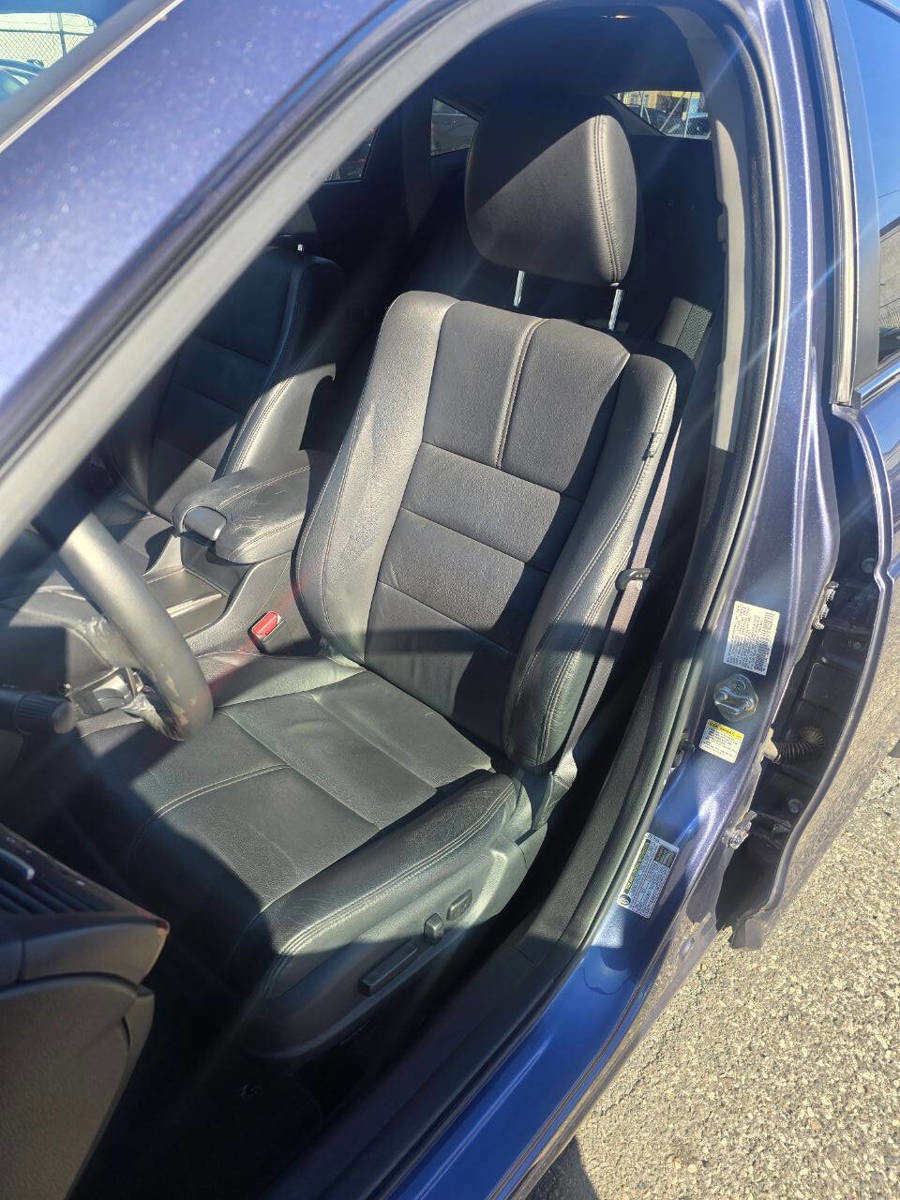 Used 2012 Honda Crosstour EX-L image 9