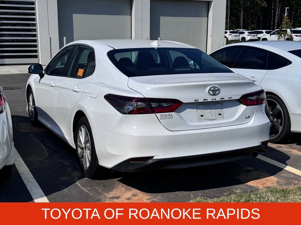 Used 2022 Toyota Camry LE FWD image 2
