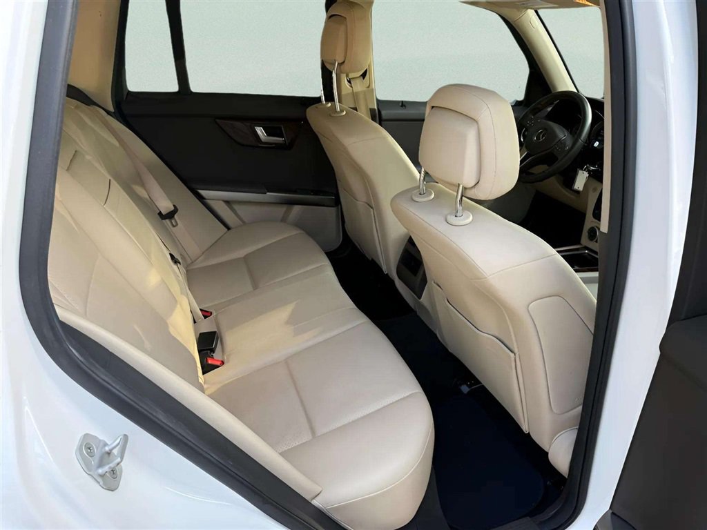Used 2015 Mercedes-Benz GLK 350 2WD image 18