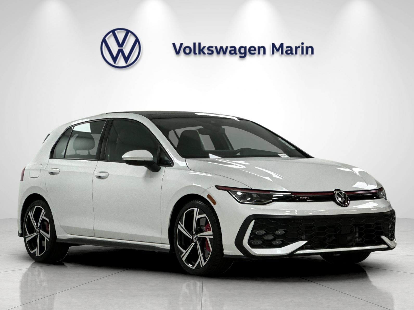 Used 2025 Volkswagen GTI SE FWD image 7