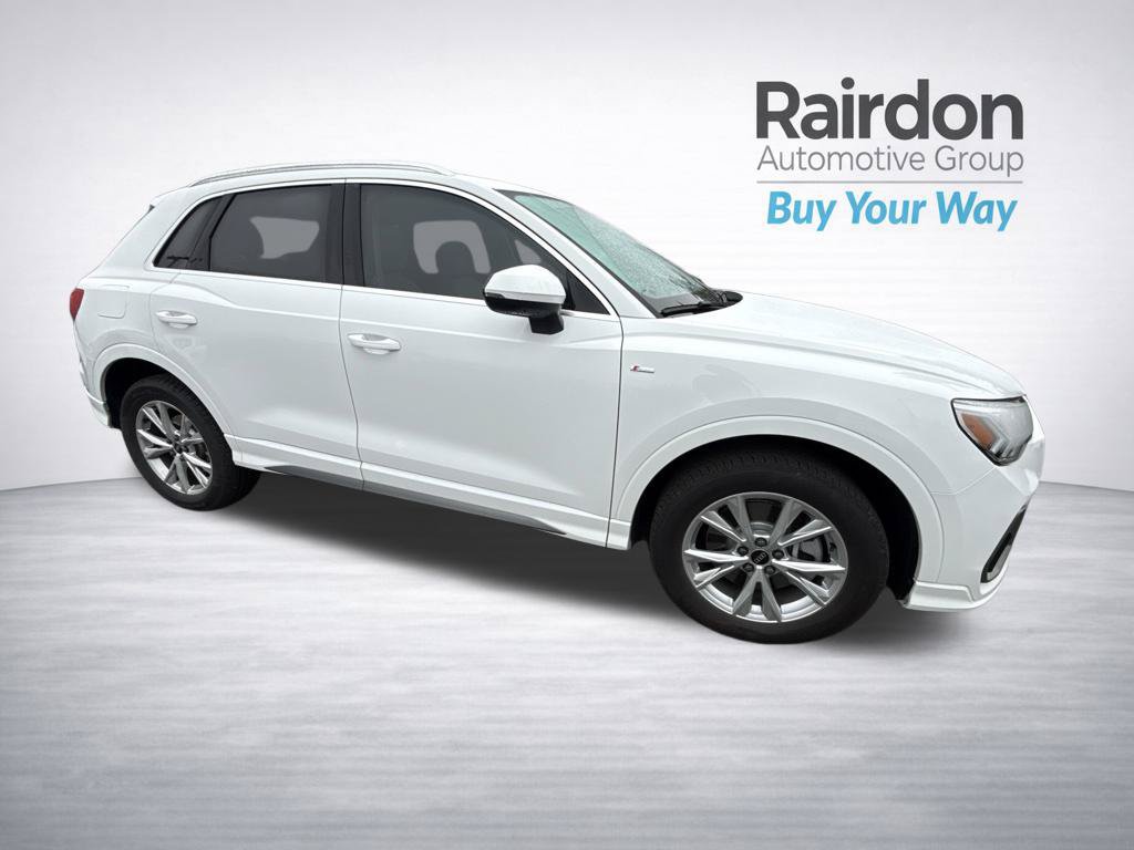Used 2023 Audi Q3 2.0T Premium w/ Convenience Package