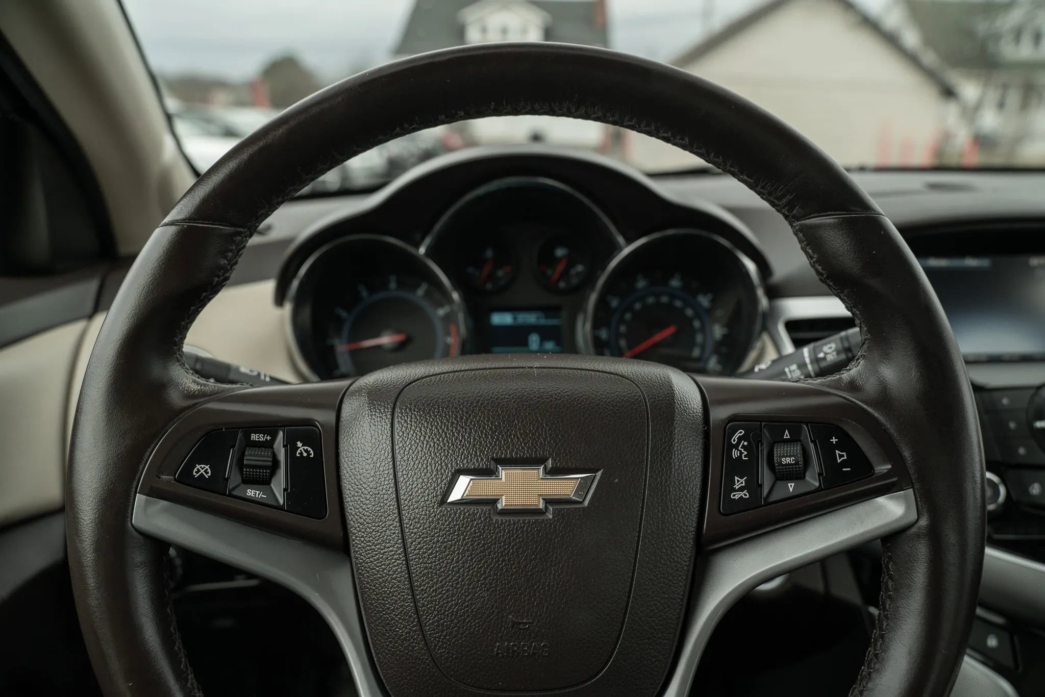 Used 2013 Chevrolet Cruze LTZ FWD image 15