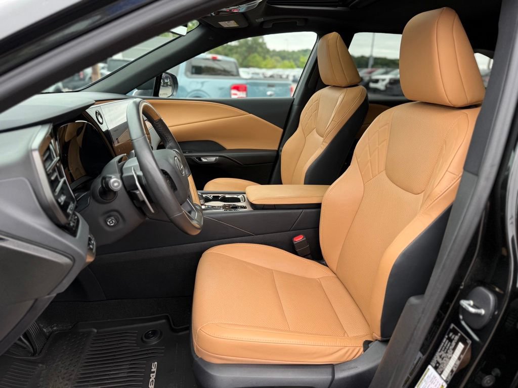 Used 2025 Lexus RX 350 AWD image 15