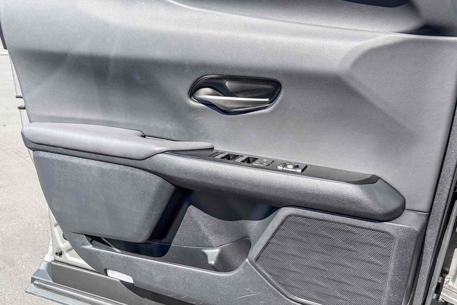 Certified 2022 Lexus UX 250h AWD w/ Accessory Package (Z1) image 20