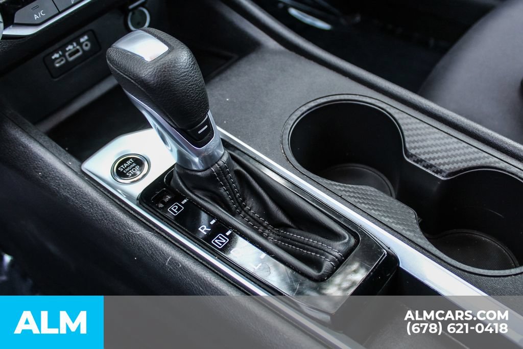 Used 2025 Nissan Altima 2.5 SV FWD image 37