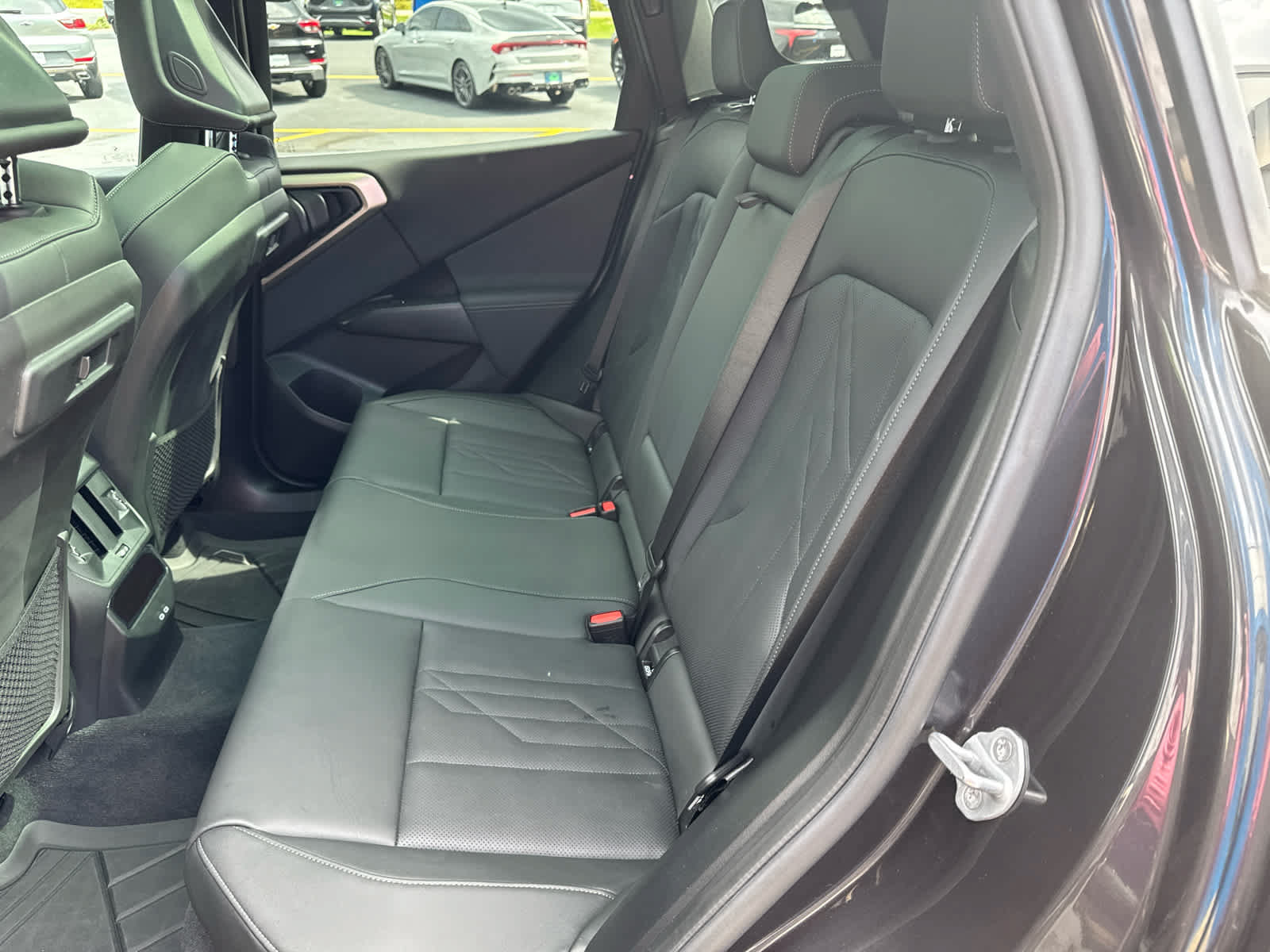 Used 2025 BMW X3 xDrive30i w/ Convenience Package AWD/4WD image 19