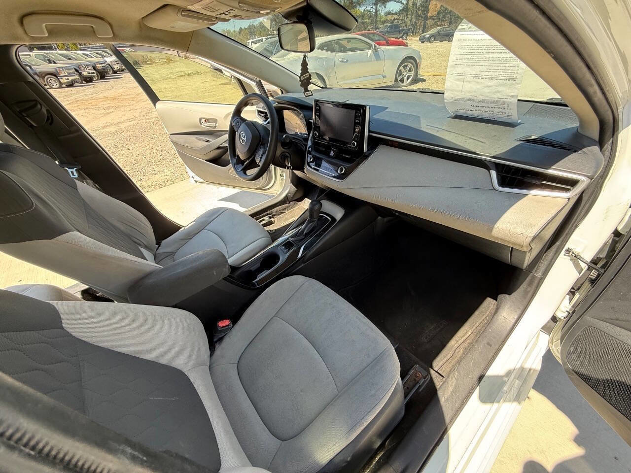 Used 2021 Toyota Corolla LE w/ Carpet Mat Package (TMS) FWD image 16