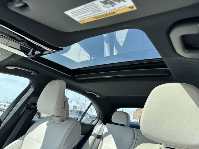 Used 2025 Mercedes-Benz C 300 4MATIC Sedan image 18