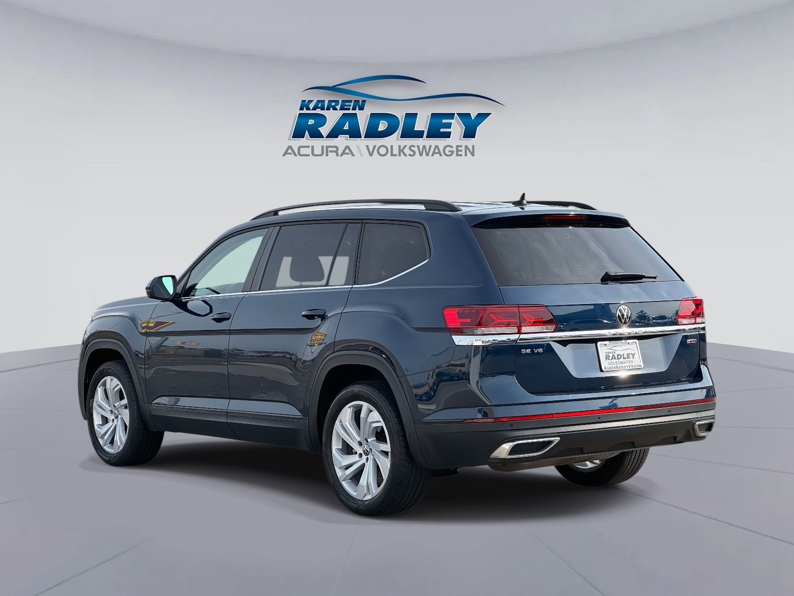 Certified 2022 Volkswagen Atlas SE image 4