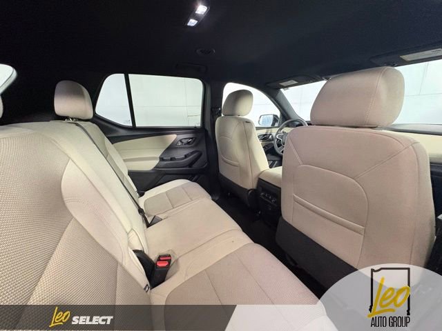 Used 2023 Chevrolet Traverse LS w/ Safety Package FWD image 9
