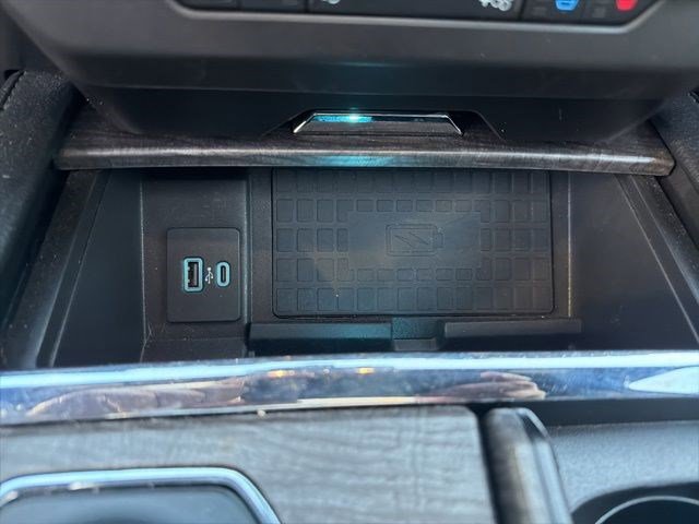 Used 2021 Ford Expedition Limited AWD/4WD image 19