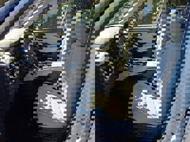 Used 2022 Nissan Rogue SL w/ SL Premium Package image 14