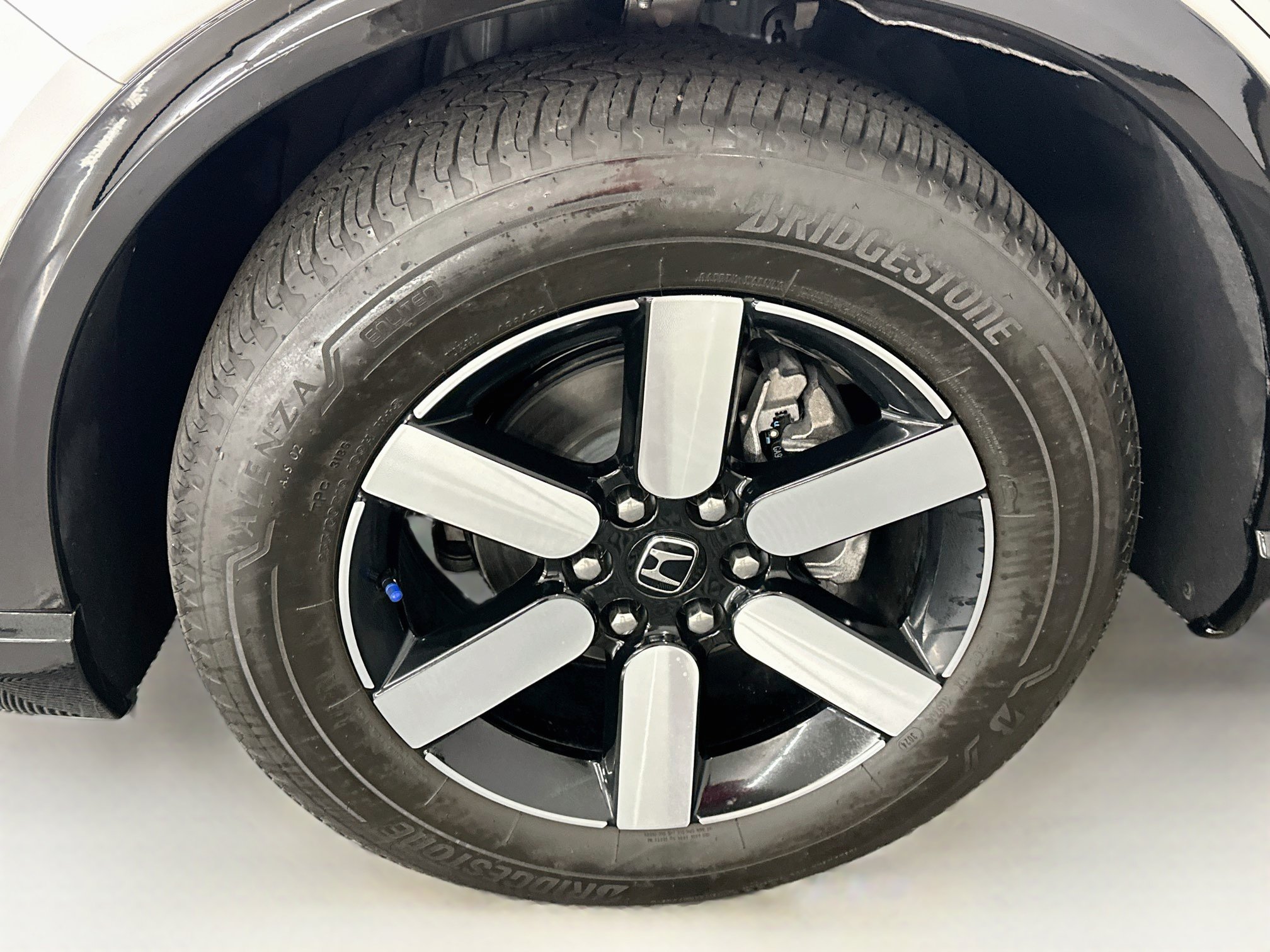 Used 2024 Honda Prologue Touring image 11