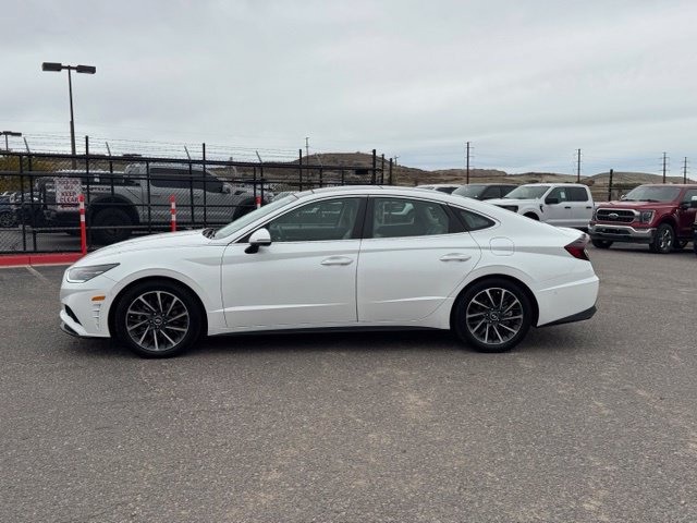 Used 2022 Hyundai Sonata Limited FWD image 2