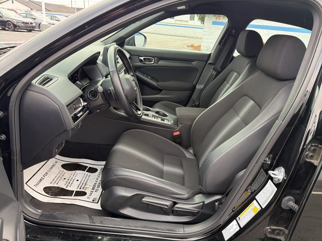 Used 2023 Honda Civic Sport image 17