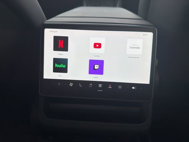 Used 2026 Tesla Model Y Long Range image 17