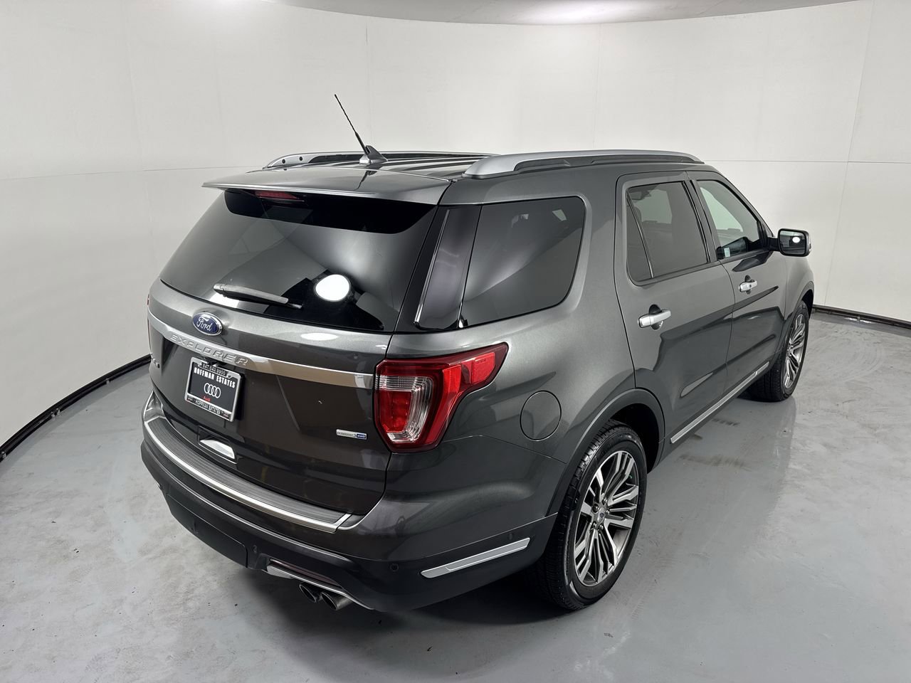 Used 2018 Ford Explorer Platinum AWD/4WD image 35