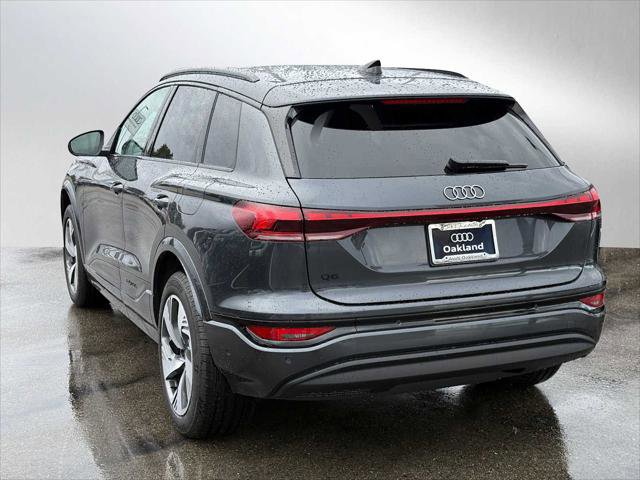 Used 2025 Audi Q6 e-tron Premium Plus AWD/4WD image 5
