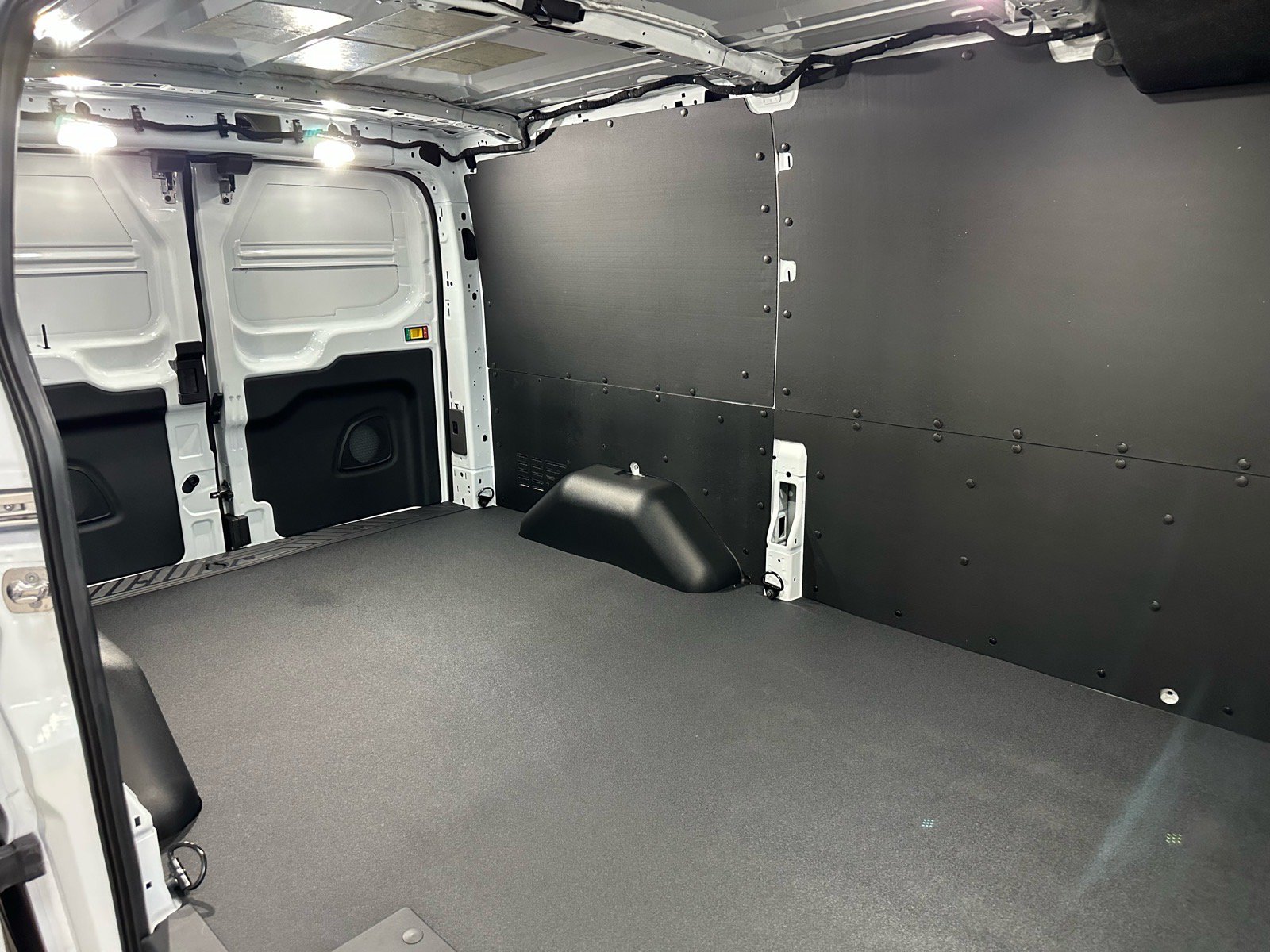 New 2026 Ford Transit 150 Low Roof w/ Load Area Protection Package RWD image 9