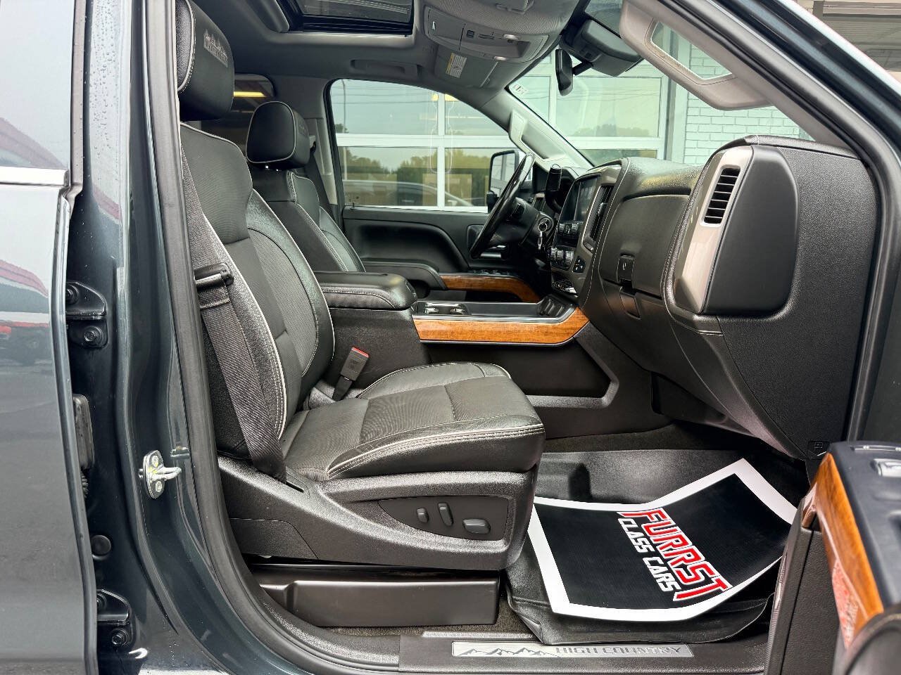 Used 2018 Chevrolet Silverado 2500 High Country w/ Duramax Plus Package AWD/4WD image 41