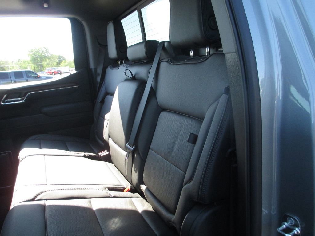 Used 2025 GMC Sierra 1500 Denali w/ Technology Package AWD/4WD image 24