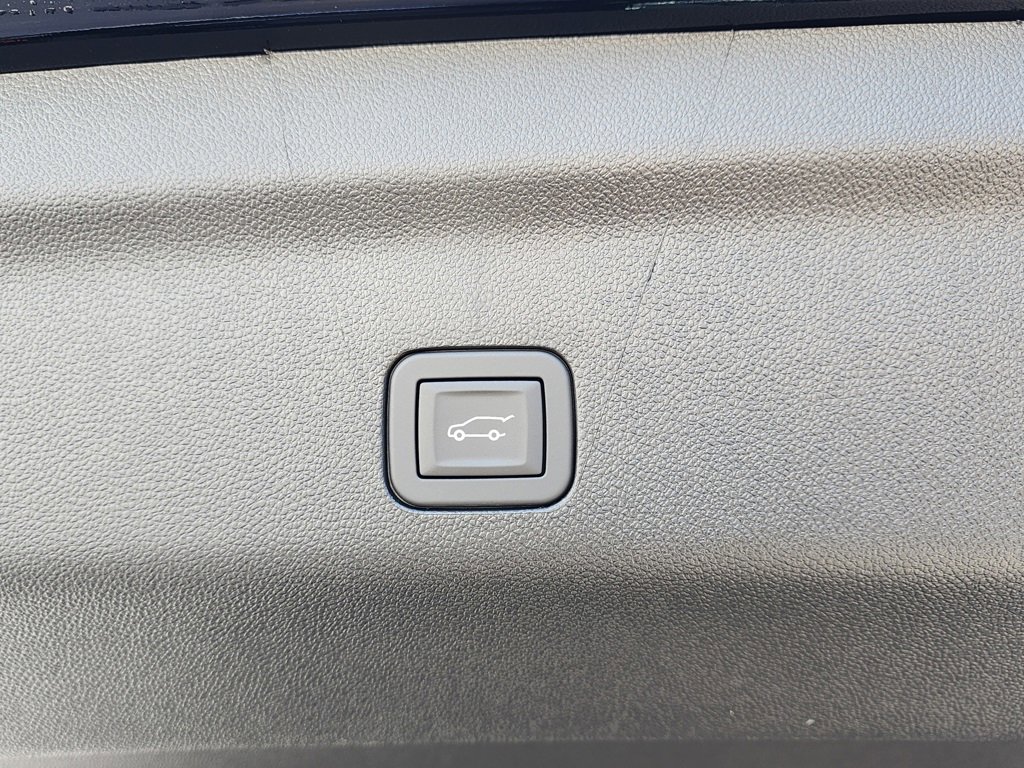 New 2026 GMC Yukon XL Denali w/ Denali Reserve Package image 59