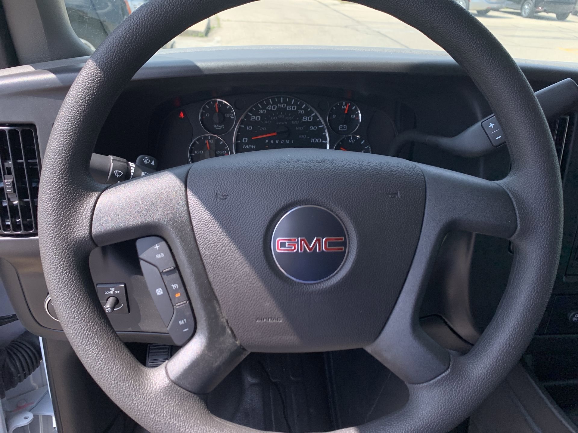 New 2025 GMC Savana 2500 w/ Driver Convenience Package RWD image 34