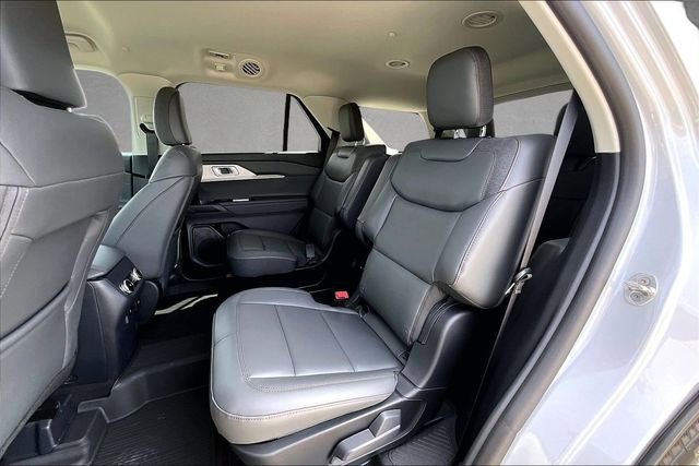 New 2026 Ford Explorer Active AWD/4WD image 10