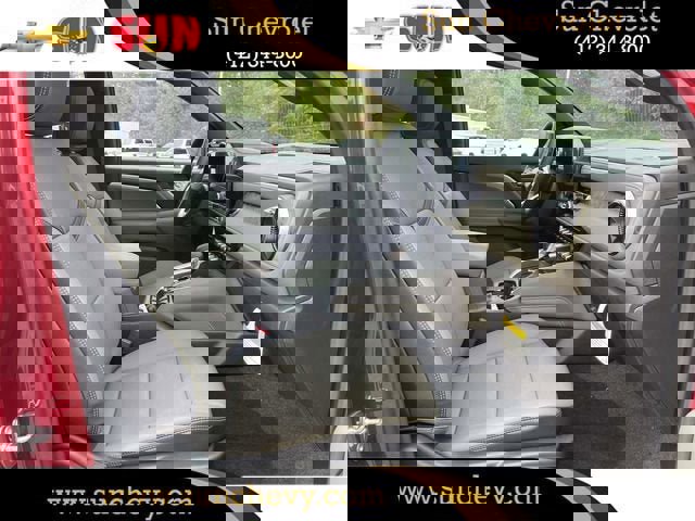 New 2026 Chevrolet Colorado ZR2 w/ Technology Package image 15