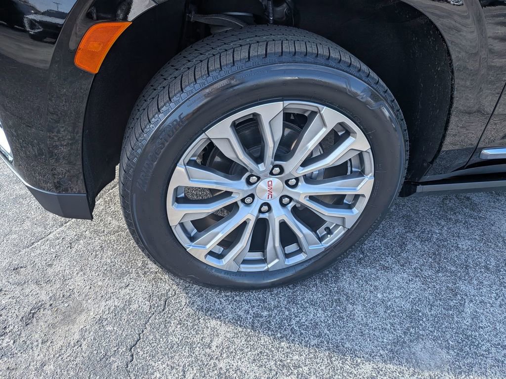 Certified 2023 GMC Yukon XL Denali w/ Denali Reserve Package image 9