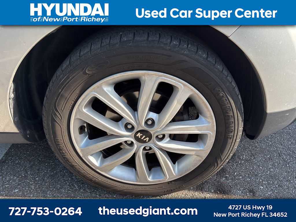 Used 2019 Kia Soul + image 5