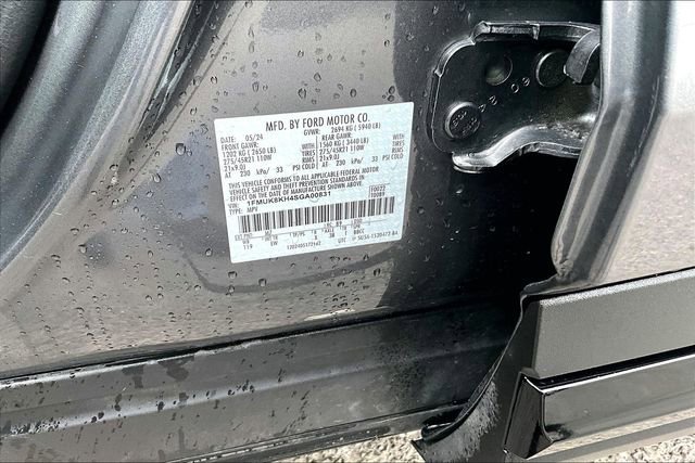 Used 2025 Ford Explorer ST-Line w/ Premium Package image 36