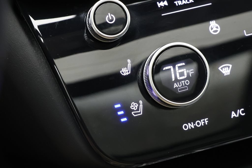 Used 2023 INFINITI QX60 Luxe w/ Vision Package AWD/4WD image 22