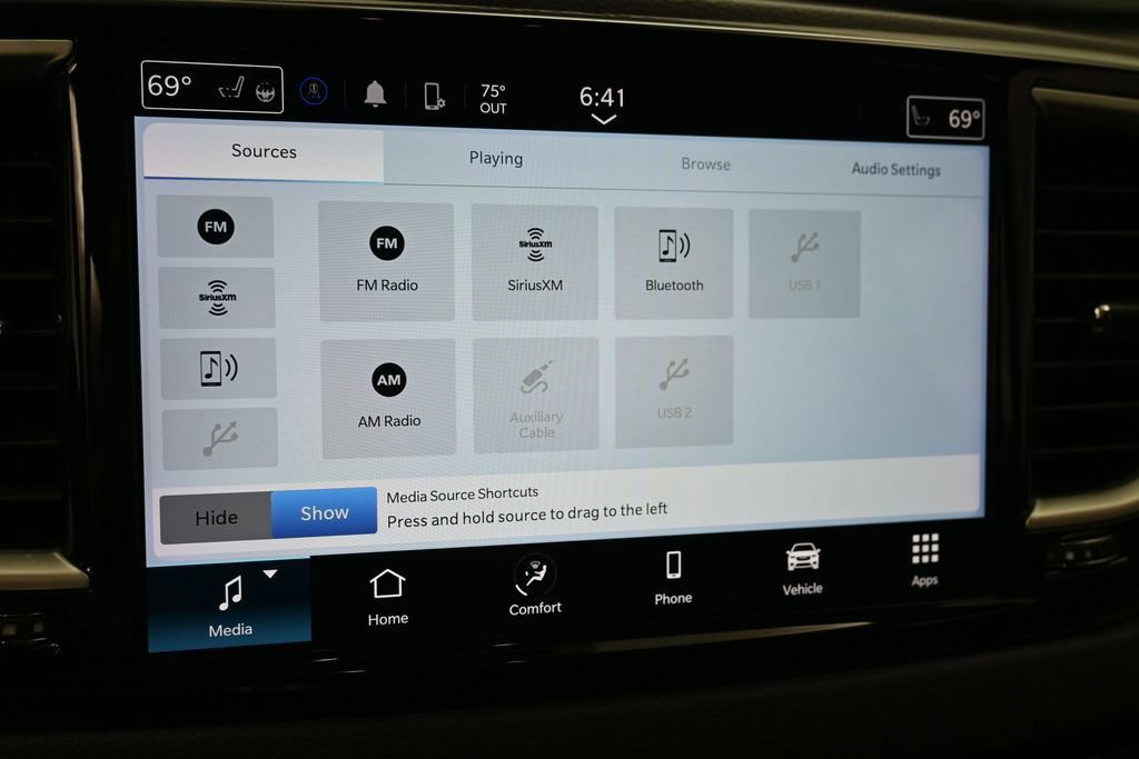 Used 2024 Chrysler Pacifica Touring-L FWD image 40