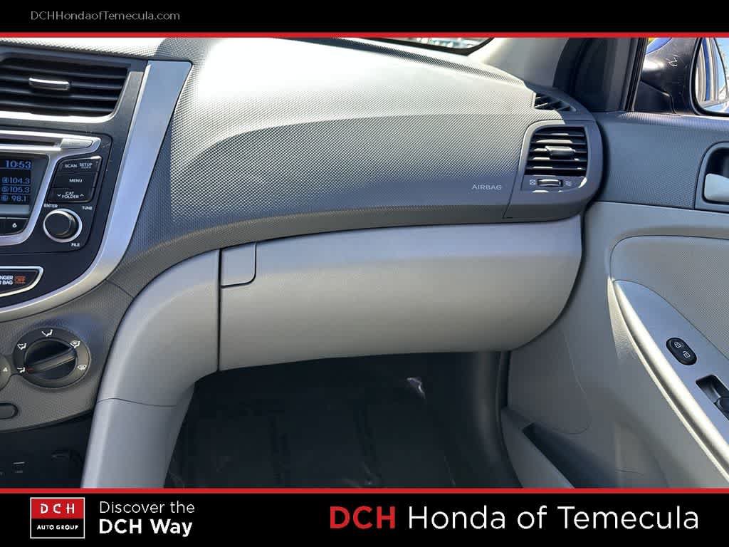Used 2016 Hyundai Accent SE FWD image 13
