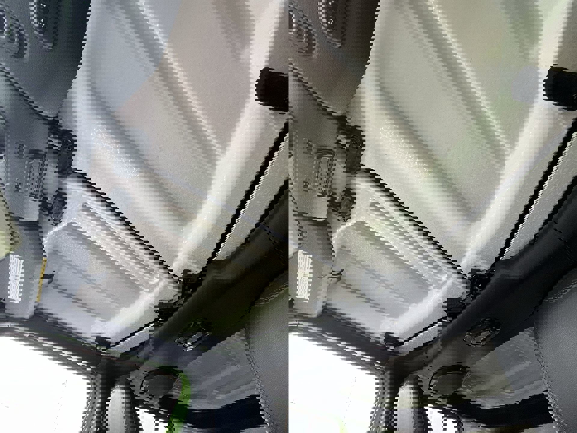 Used 2019 Jeep Wrangler Unlimited Rubicon w/ Uconnect 4C Nav & Sound Group image 19