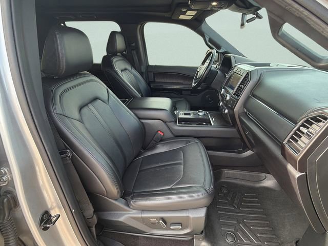 Used 2021 Ford Expedition Limited image 11