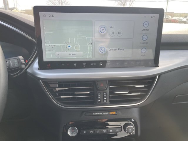 Used 2024 Ford Escape Platinum image 23