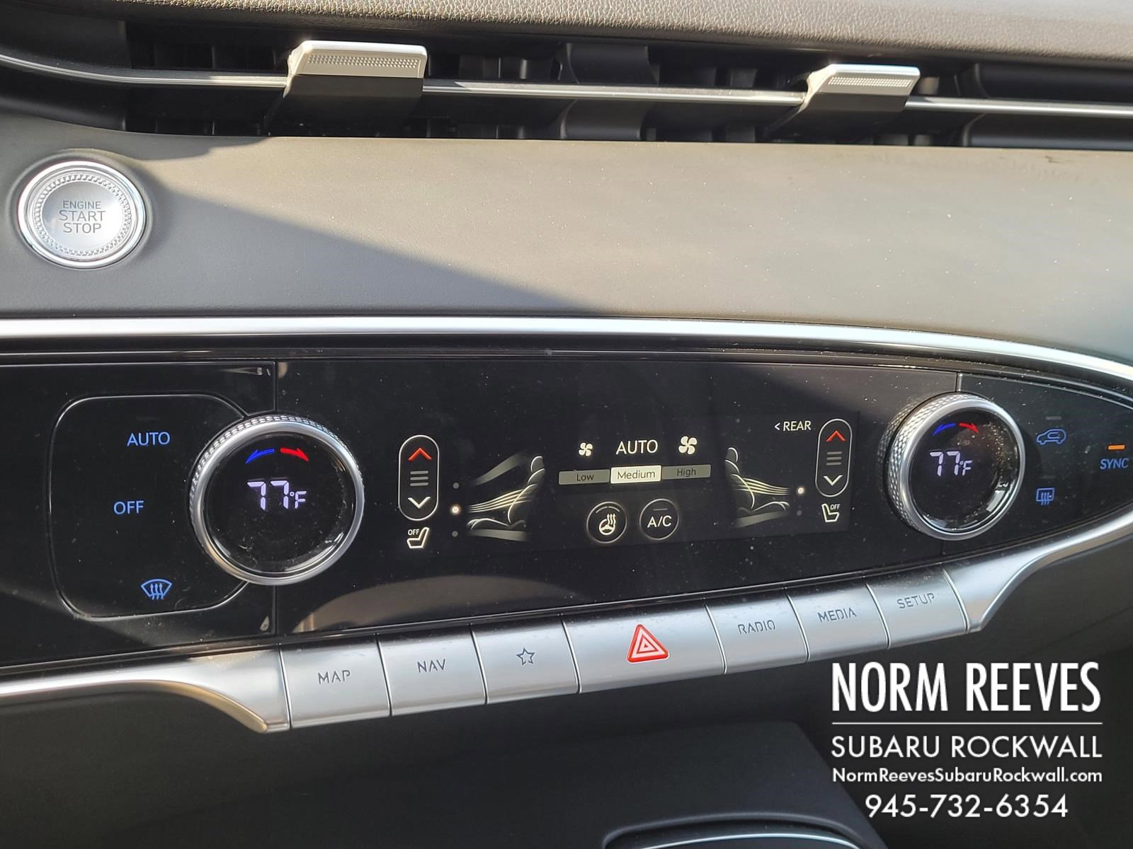 Used 2024 Genesis GV70 2.5T w/ Select Package image 29