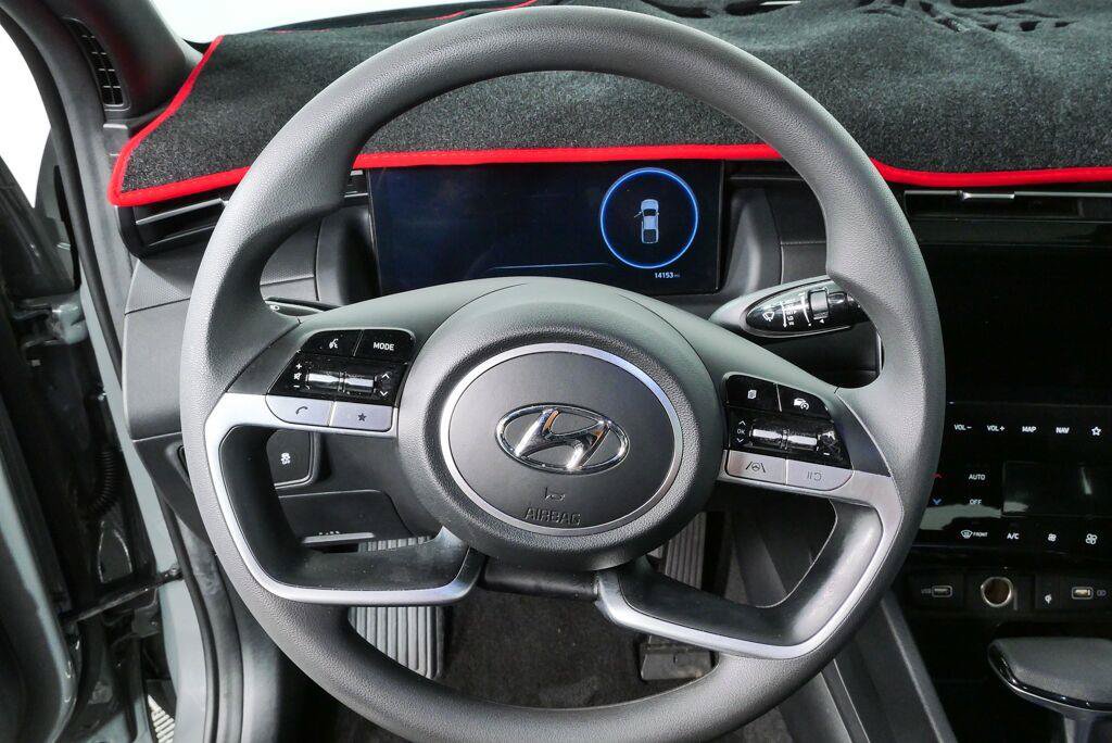 Used 2024 Hyundai Santa Cruz SEL w/ Activity Package FWD image 8