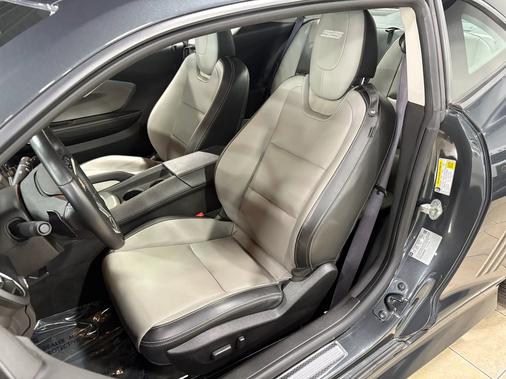 Used 2013 Chevrolet Camaro SS w/ RS Package image 9