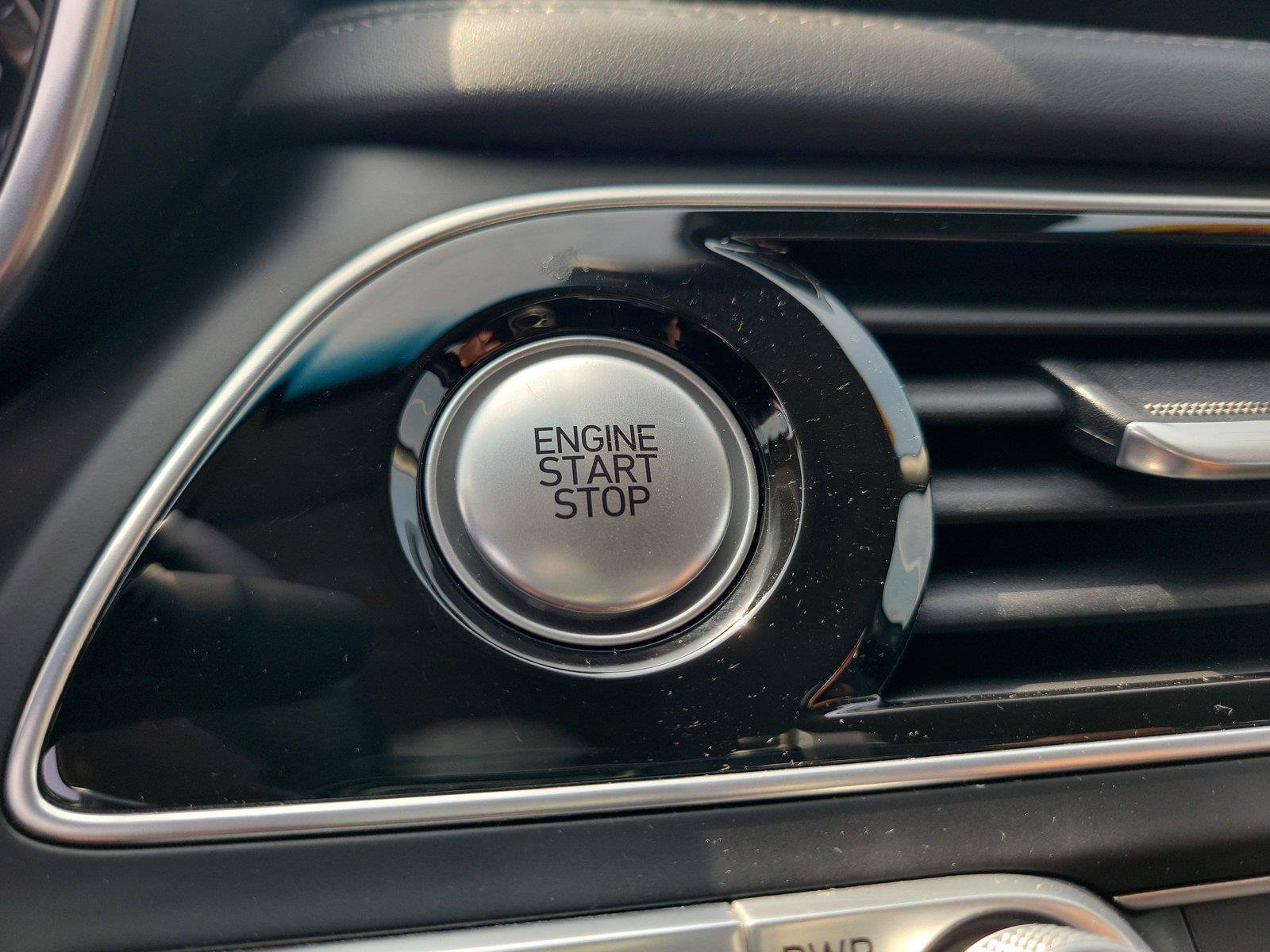 Used 2020 Genesis G70 3.3T RWD image 34