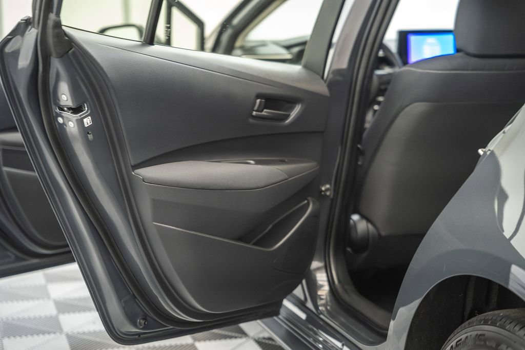 Certified 2025 Toyota Corolla LE image 34
