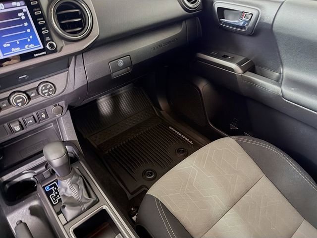 Used 2020 Toyota Tacoma TRD Off-Road image 22