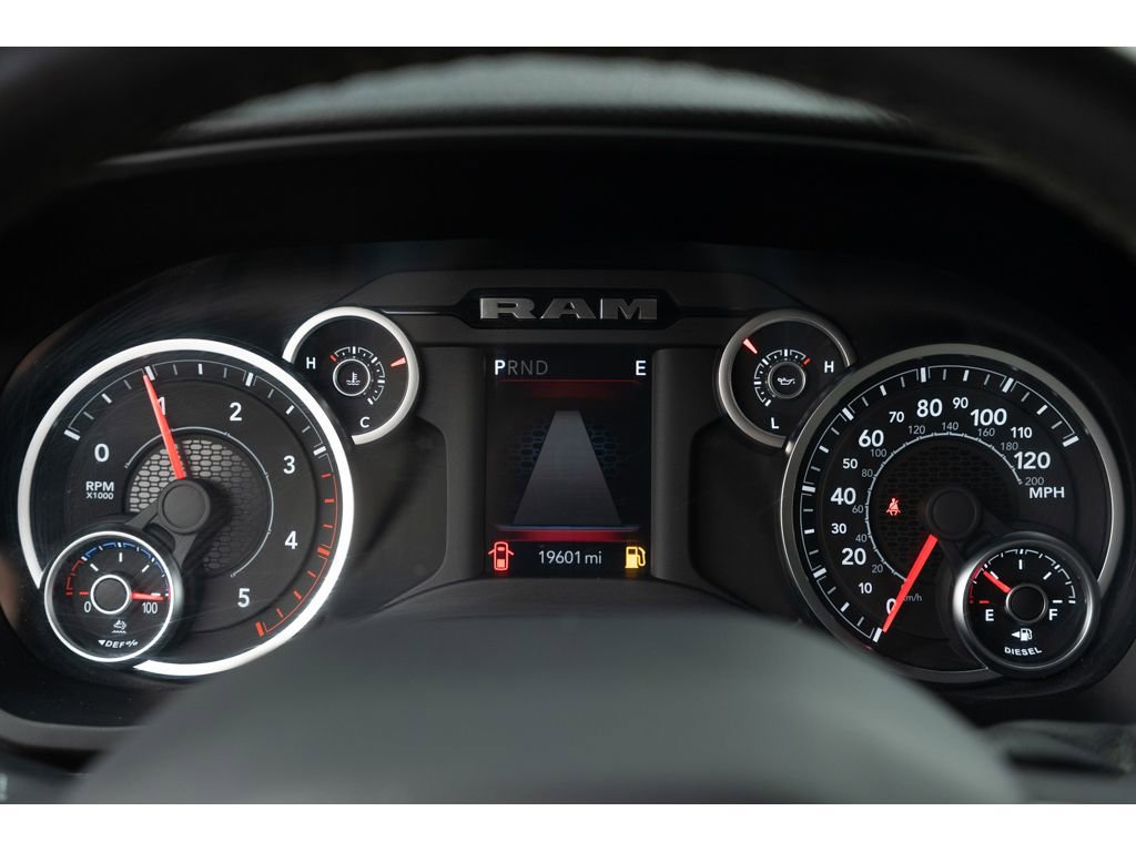 Used 2025 RAM 2500 Big Horn AWD/4WD image 22