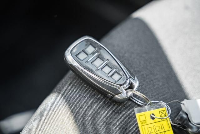 Used 2018 Chevrolet Equinox LT w/ Sun & Infotainment Package image 41