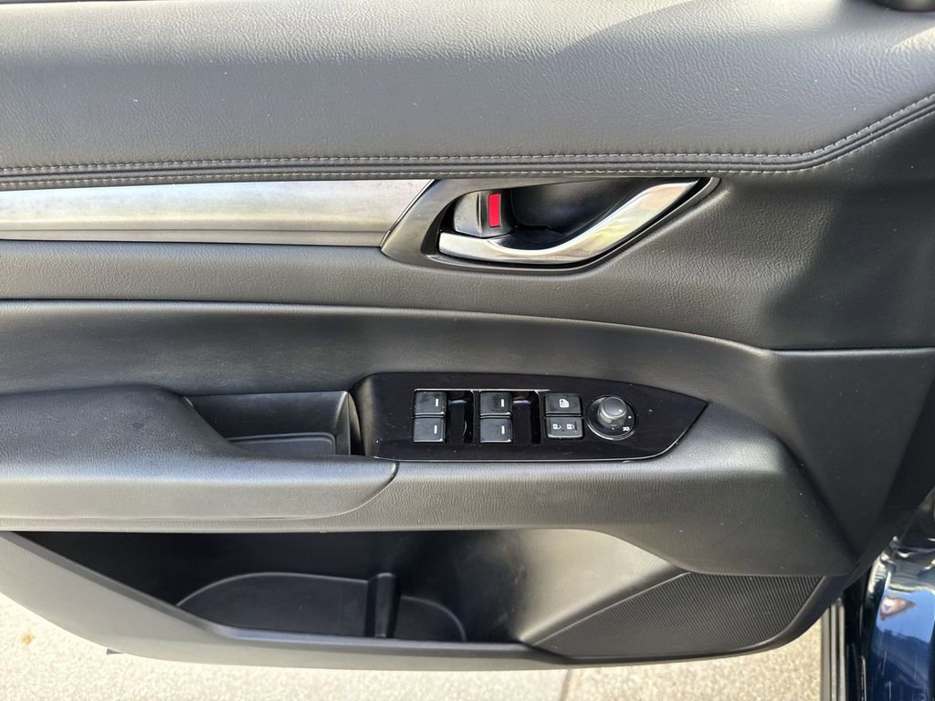 Used 2021 MAZDA CX-5 Touring image 41