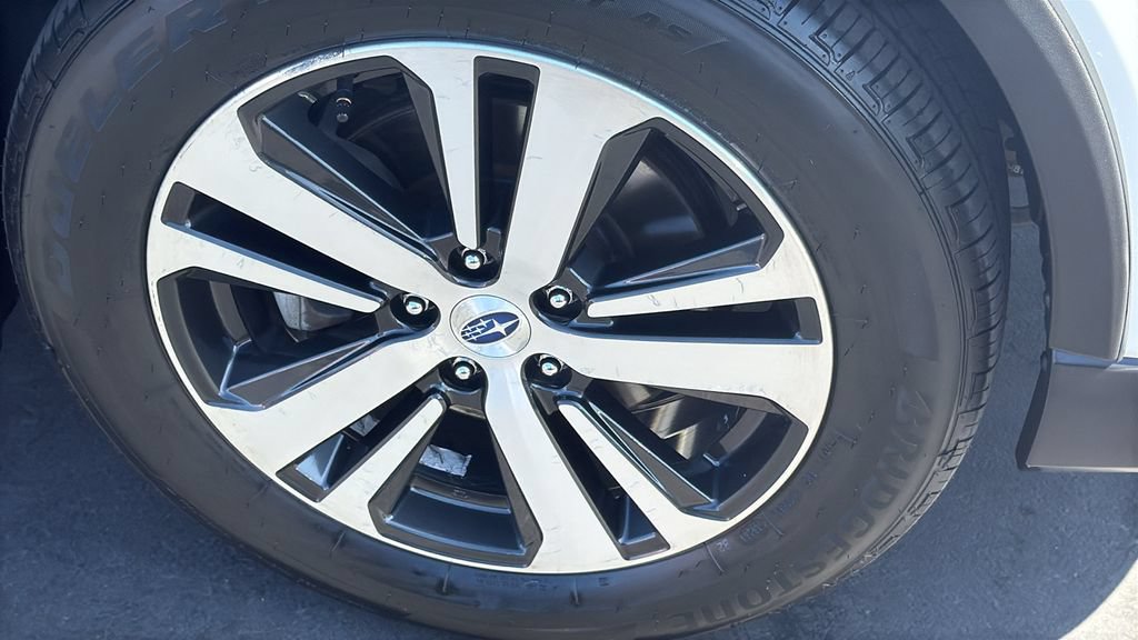 Used 2018 Subaru Outback 3.6R Limited AWD/4WD image 10