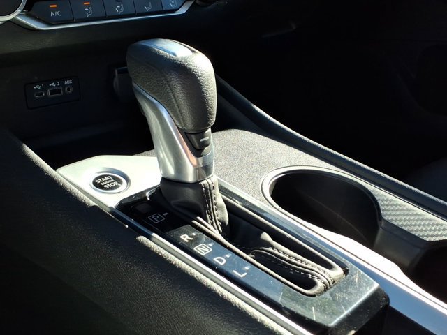 Used 2025 Nissan Altima 2.5 SV FWD image 15